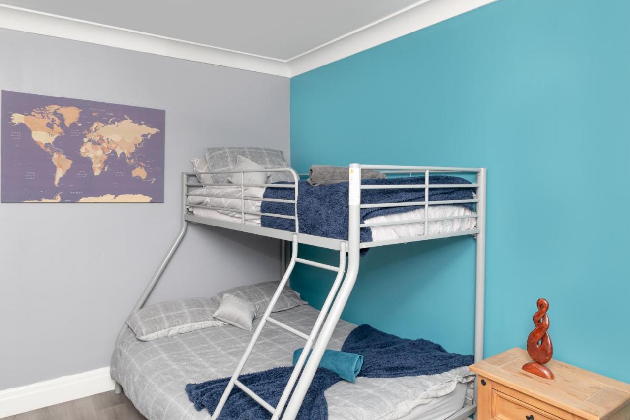 Leeds City Centre Spacious House Free Parking And Wi-Fi エクステリア 写真