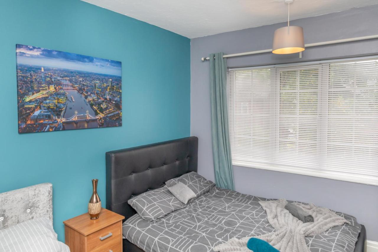 Leeds City Centre Spacious House Free Parking And Wi-Fi エクステリア 写真
