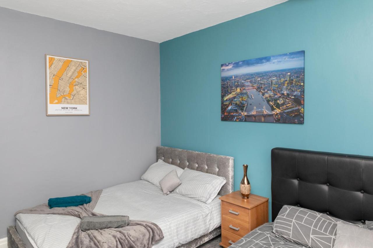 Leeds City Centre Spacious House Free Parking And Wi-Fi エクステリア 写真