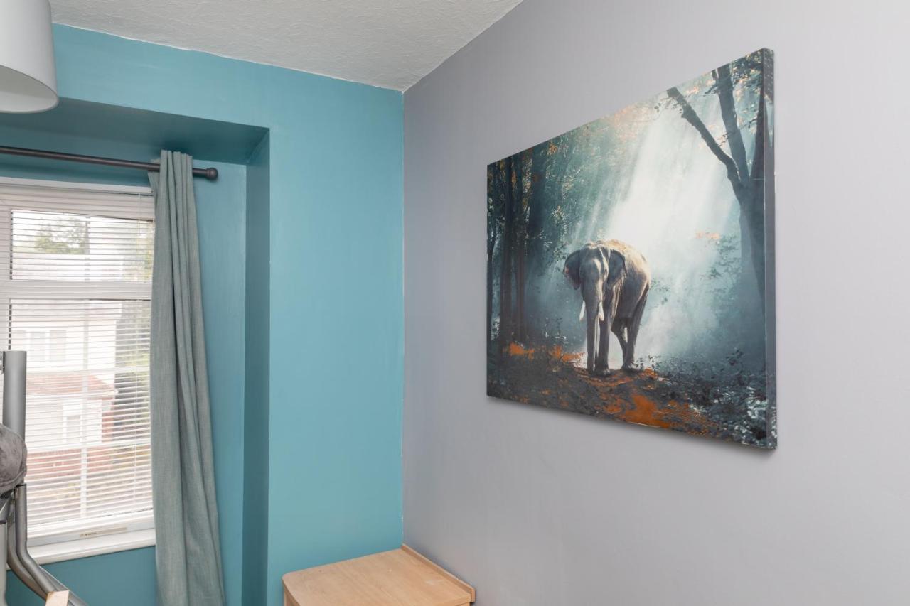 Leeds City Centre Spacious House Free Parking And Wi-Fi エクステリア 写真