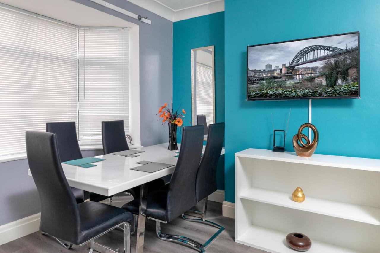 Leeds City Centre Spacious House Free Parking And Wi-Fi エクステリア 写真